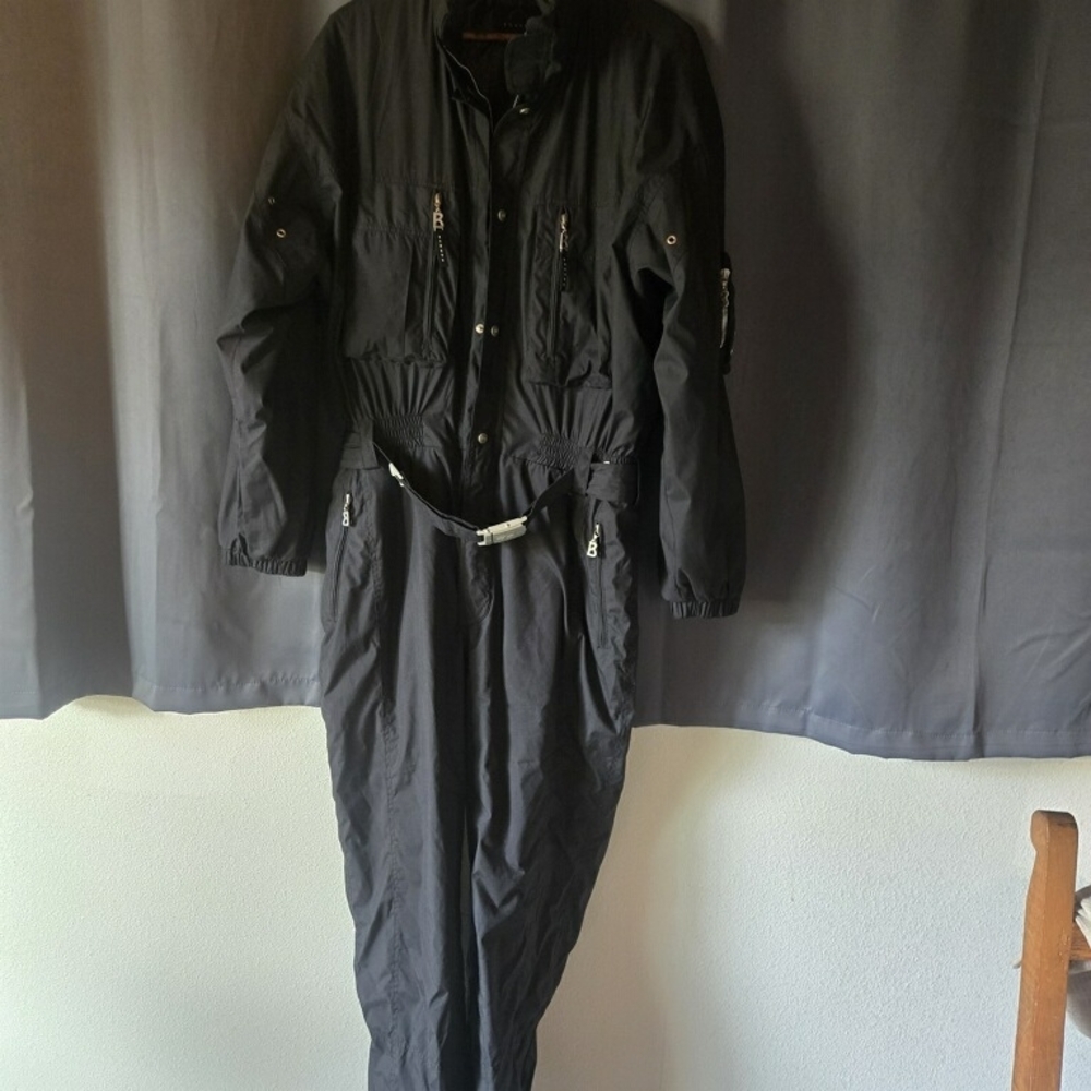 Bogner Elegant Black Outerwear